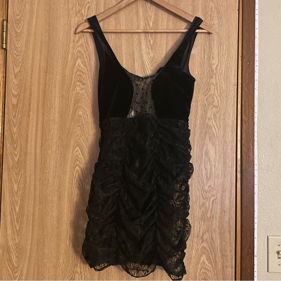NWT For Love & Lemons Jourdan Velvet Mini Dress - Picture 6 of 14